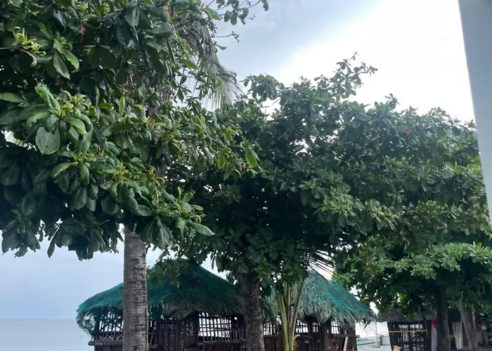 Casa Anaya Vacation Beachfront * Toledo